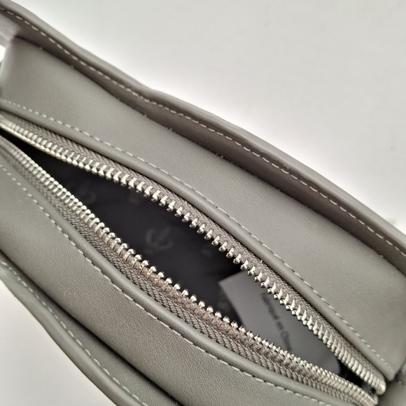 Star Wars Loungefly Spaceship Crossbody Bag - Picture 7 of 8